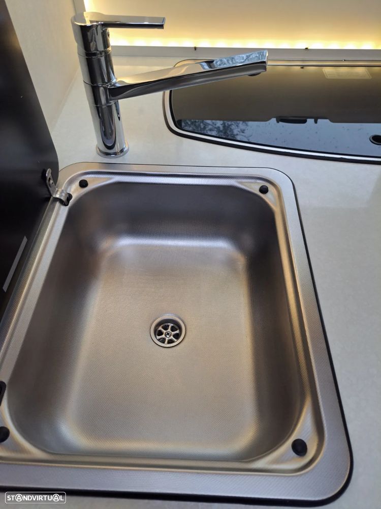 Rapido 696F Premium Edition - 29