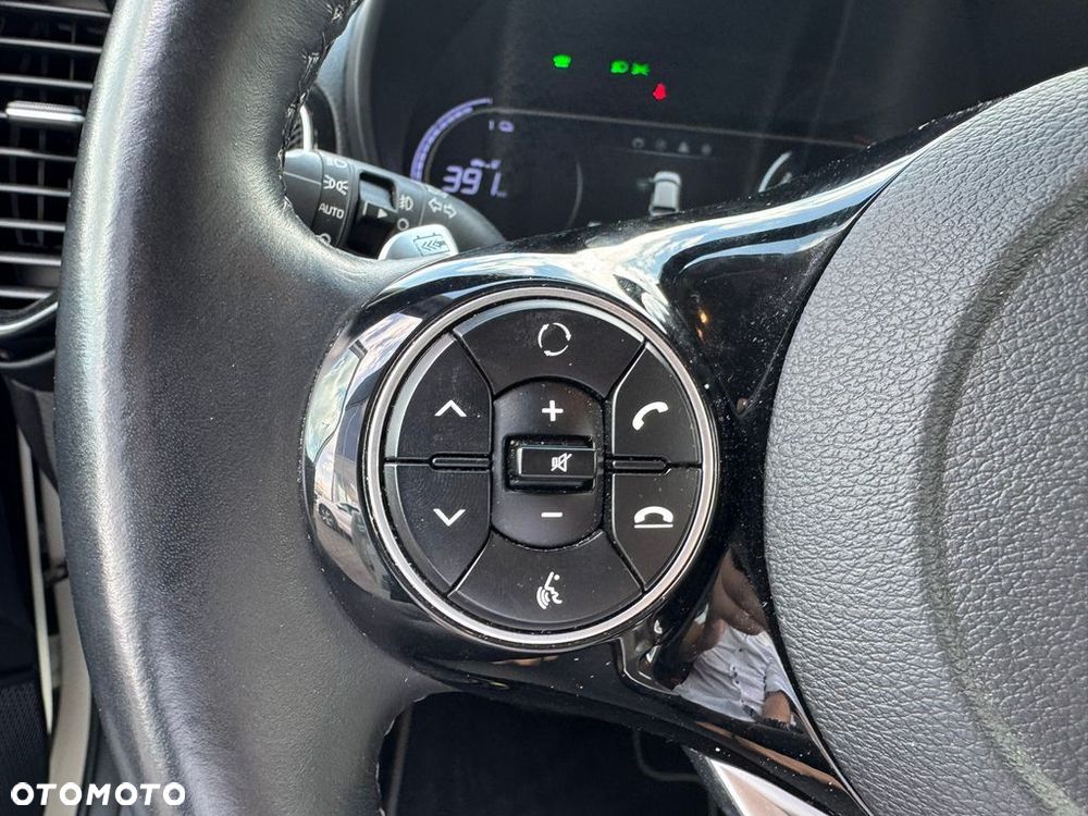 Kia Soul e-Soul 64kWh L - 17