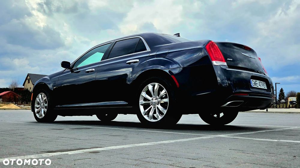 Chrysler 300C - 14