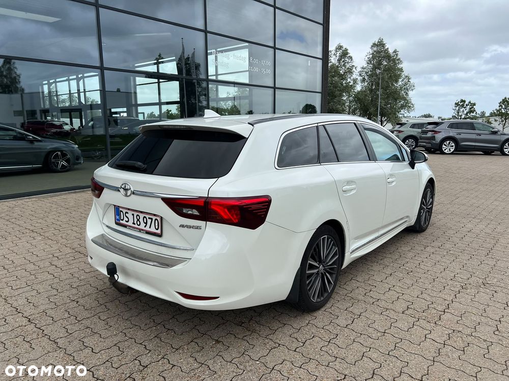 Toyota Avensis Touring Sports 1.8 Business Edition - 3