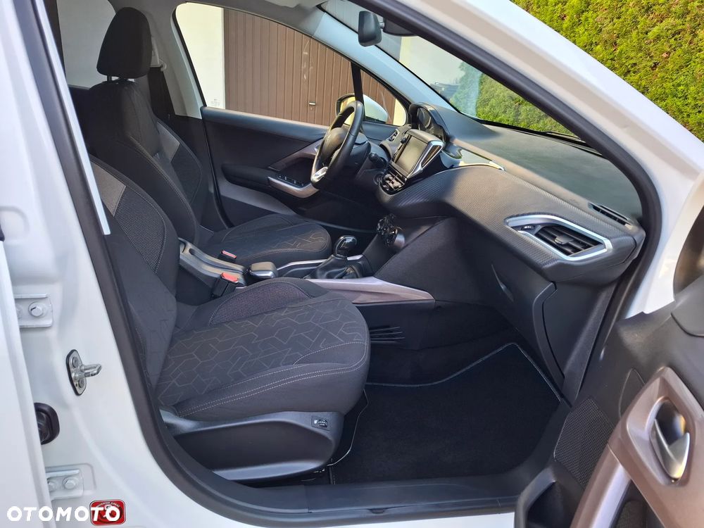 Peugeot 2008 PureTech 110 Stop&Start Urban Move - 15