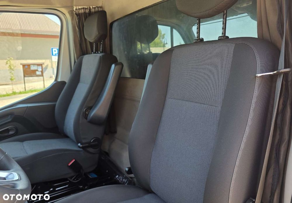 Renault Master - 11