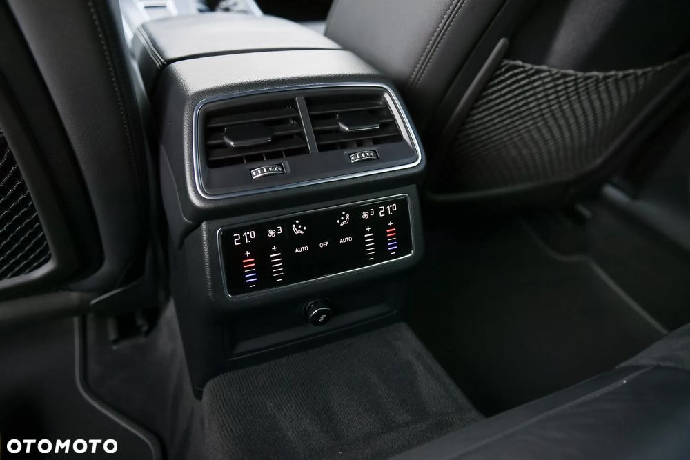 Audi A6 Avant 40 TDI quattro S tronic S line - 28