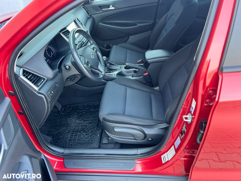 Hyundai Tucson blue 1.7 CRDi 2WD DCT Premium - 13