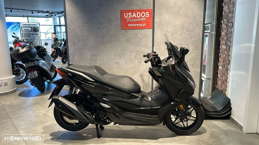 Honda Forza - 5