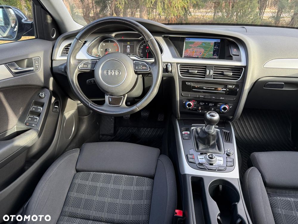 Audi A4 Avant 2.0 TDI Sport - 24