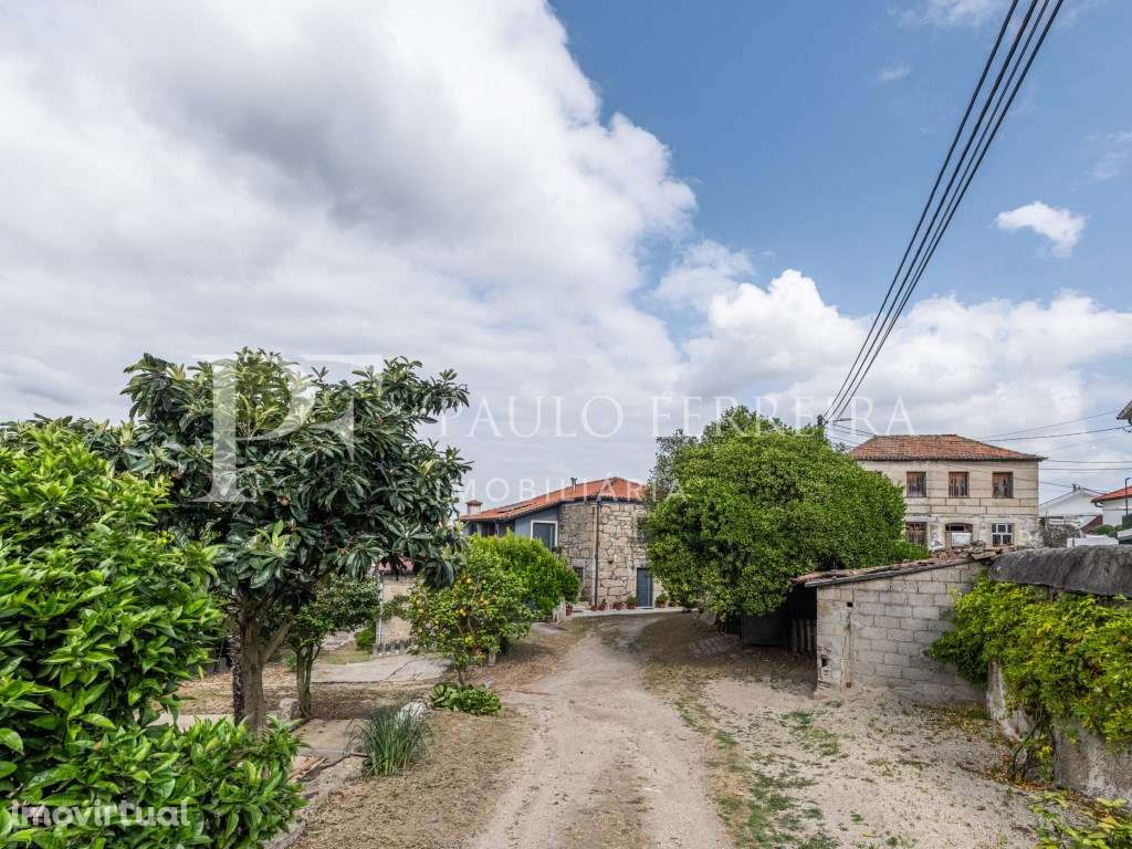 Moradia rústica em Landim - Grande imagem: 2/39