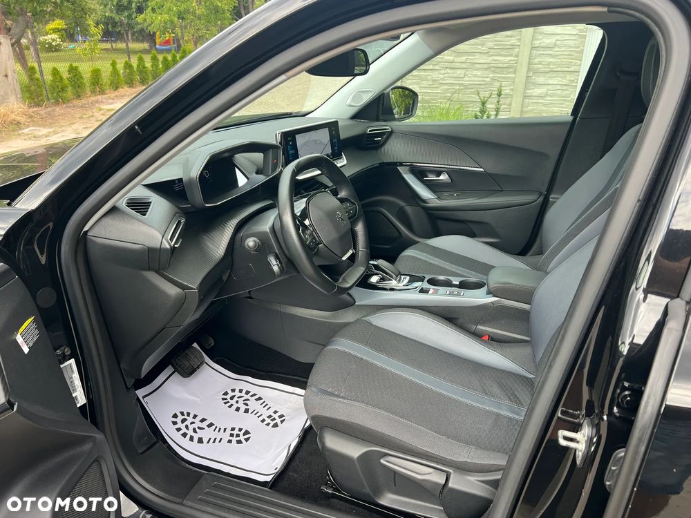 Peugeot 2008 136 Allure - 9