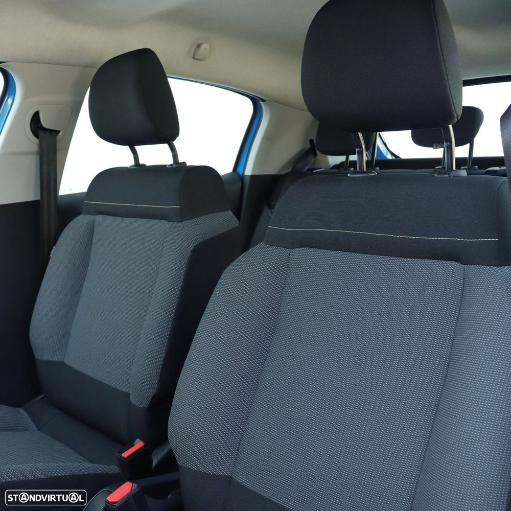 Citroën C3 1.2 PureTech Shine - 24