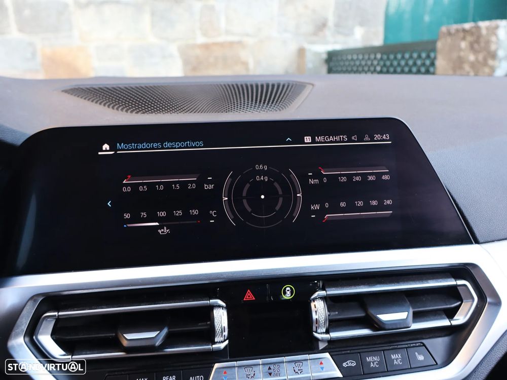 BMW 330 e Aut. M Sport - 23