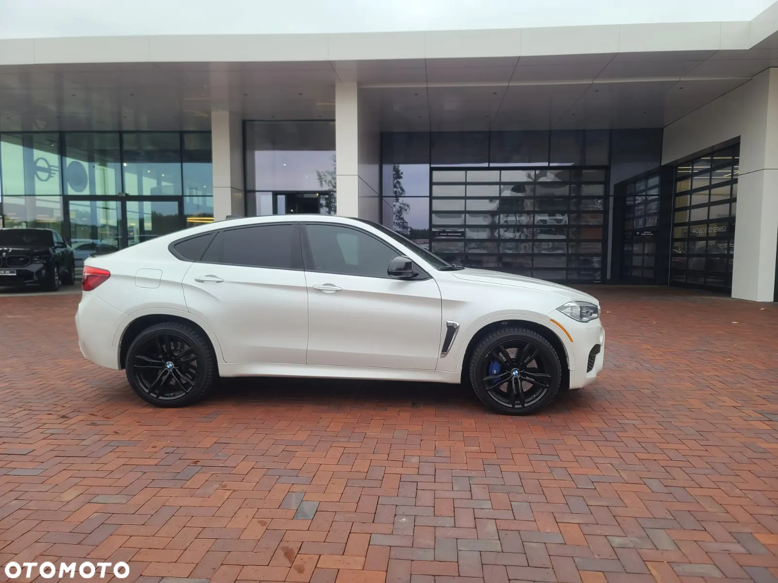 BMW X6M Standard - 8