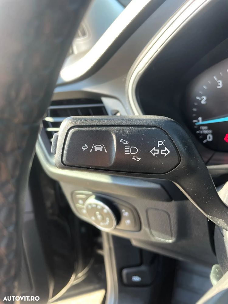 Ford Focus 1.0 EcoBoost Connected - 17