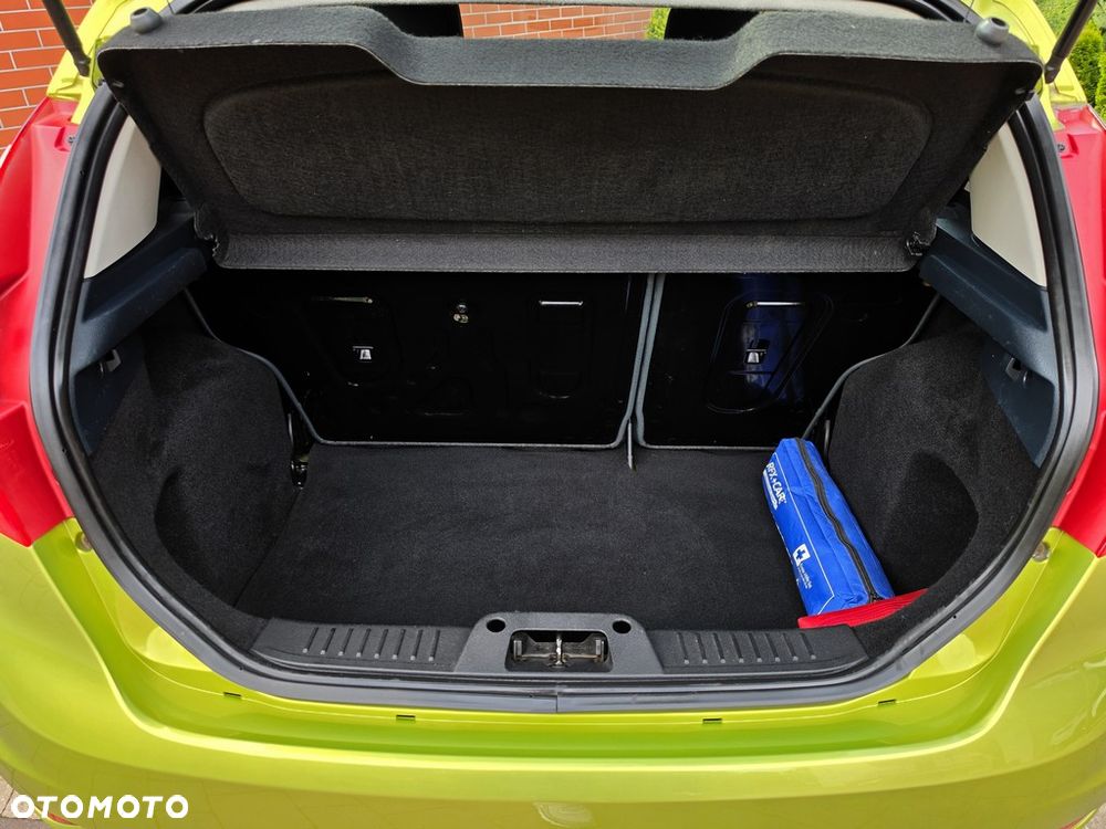 Ford Fiesta 1.4 Titanium EU5 - 26