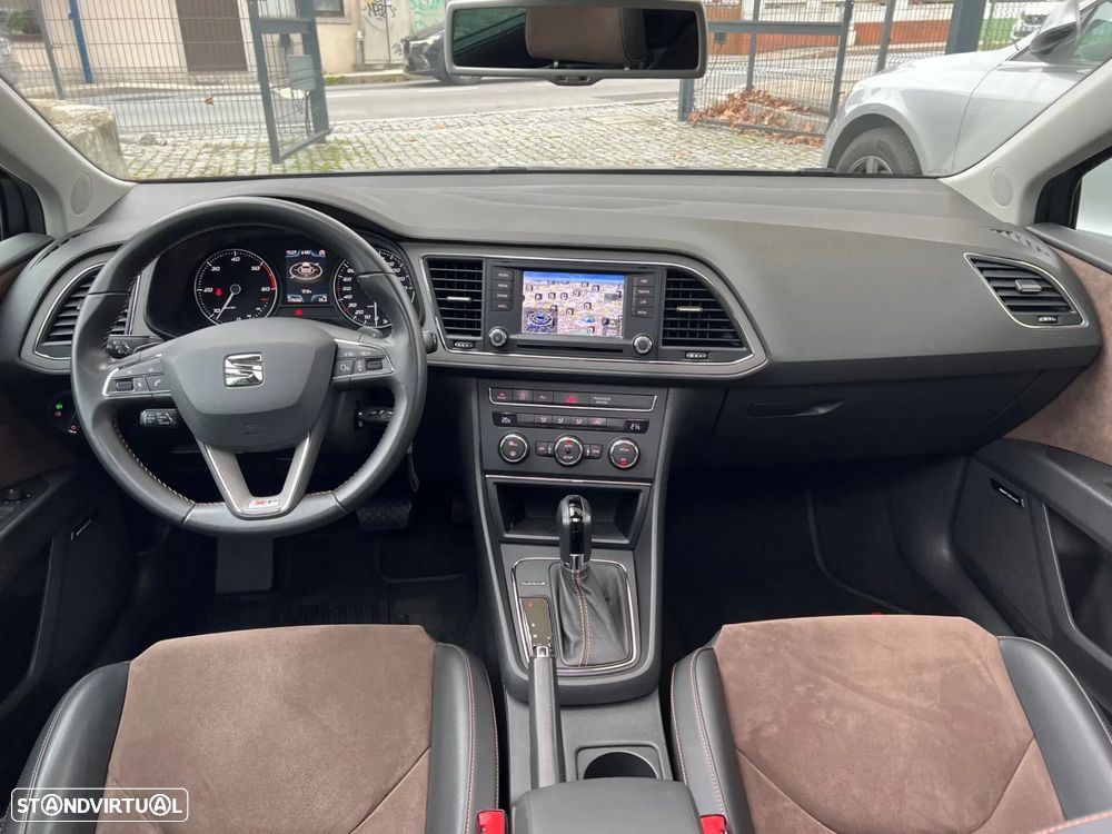 SEAT Leon X-Perience 2.0 TDi DSG 4Drive - 23