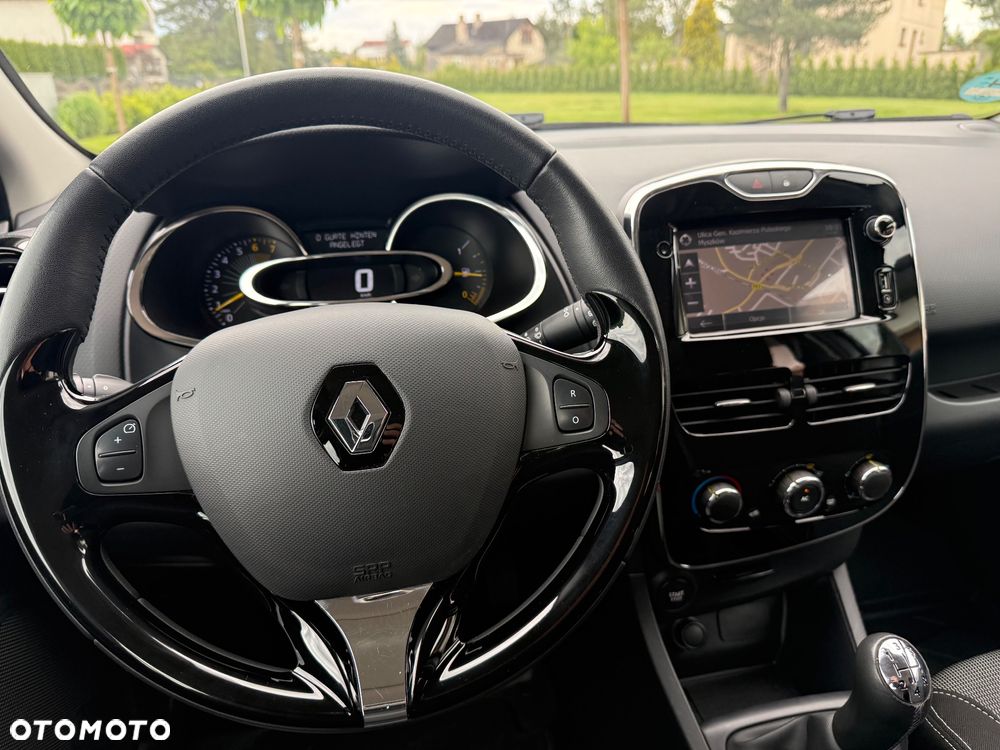 Renault Clio 1.2 16V 75 Experience - 20