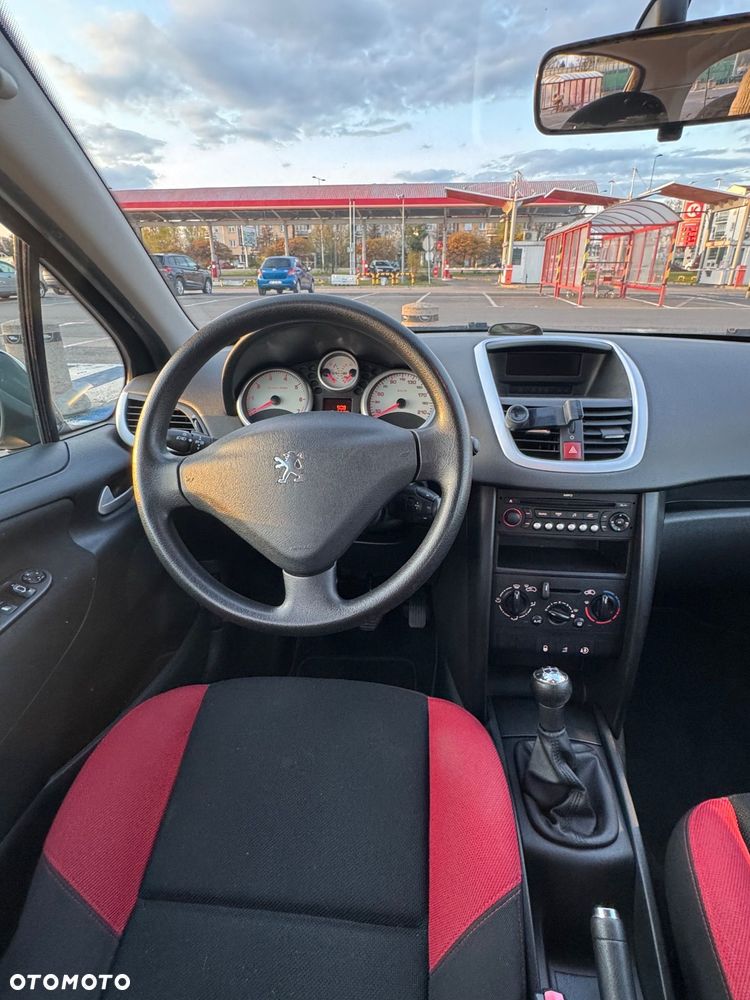 Peugeot 207 1.4 nICE - 21