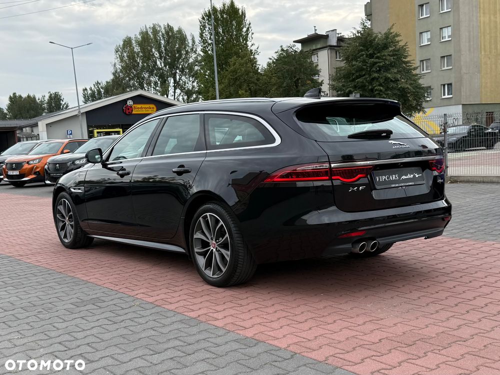 Jaguar XF 2.0 i4D R-Sport - 12