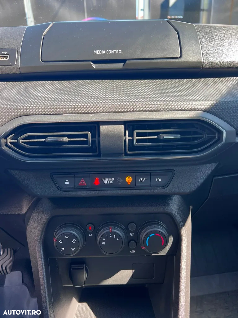 Dacia Logan ECO-G 100 Essential - 28