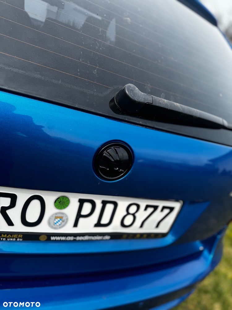 Skoda Octavia 2.0 TSI RS - 9