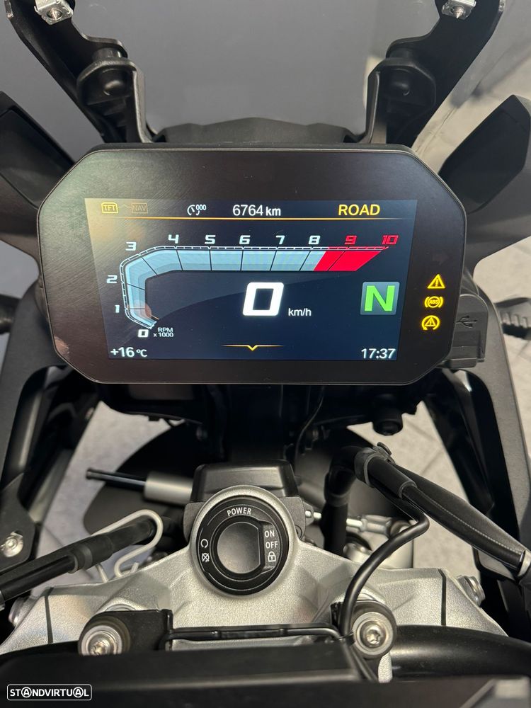 BMW F 750 GS Triple Black - Full Extras - 5