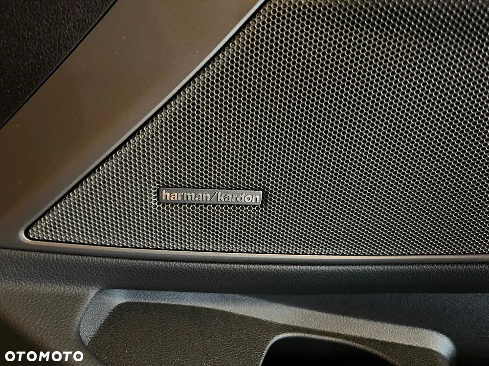 BMW Seria 3 M340i xDrive mHEV sport - 10