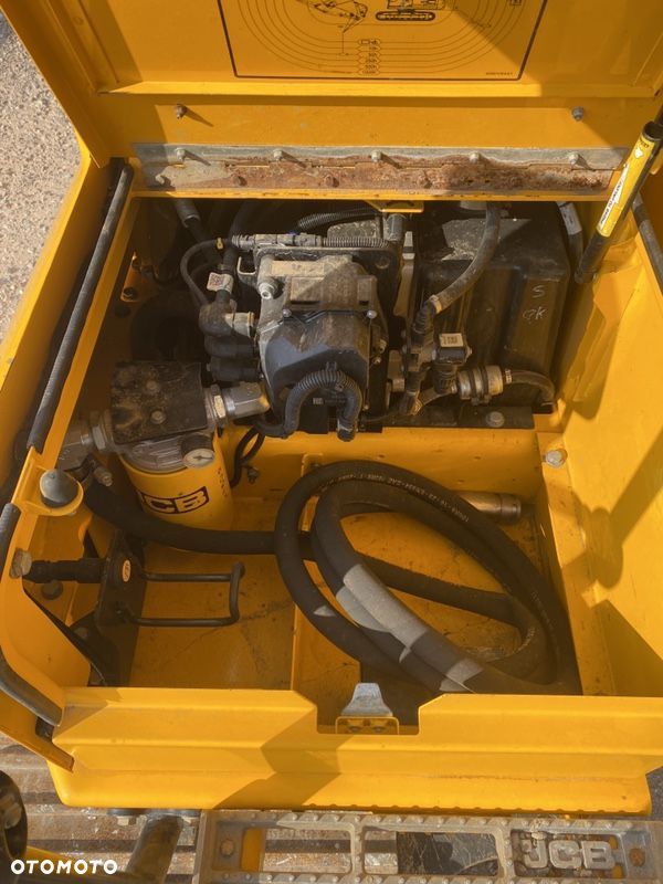 JCB 220 XLC - 7