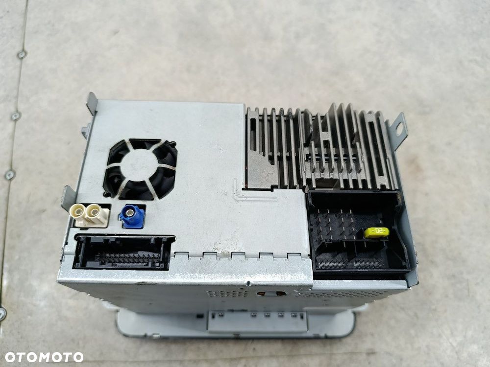 RADIO FABRYCZNE VW PASSAT B6 1T0035680A A2C53302073  SIEMENS - 7