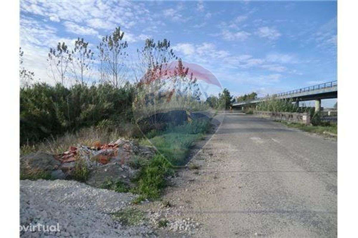 Terreno Urbano - Grande imagem: 2/14