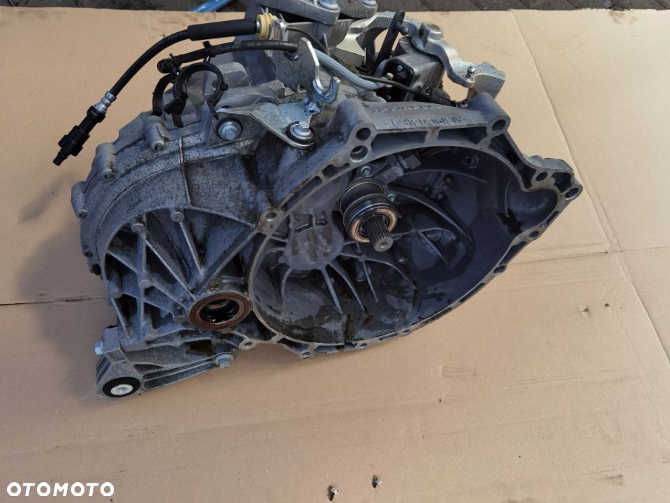 KUGA MK2 2.0 TDCI SKRZYNIA BIEGOW FV4R-7002-CCA - 2