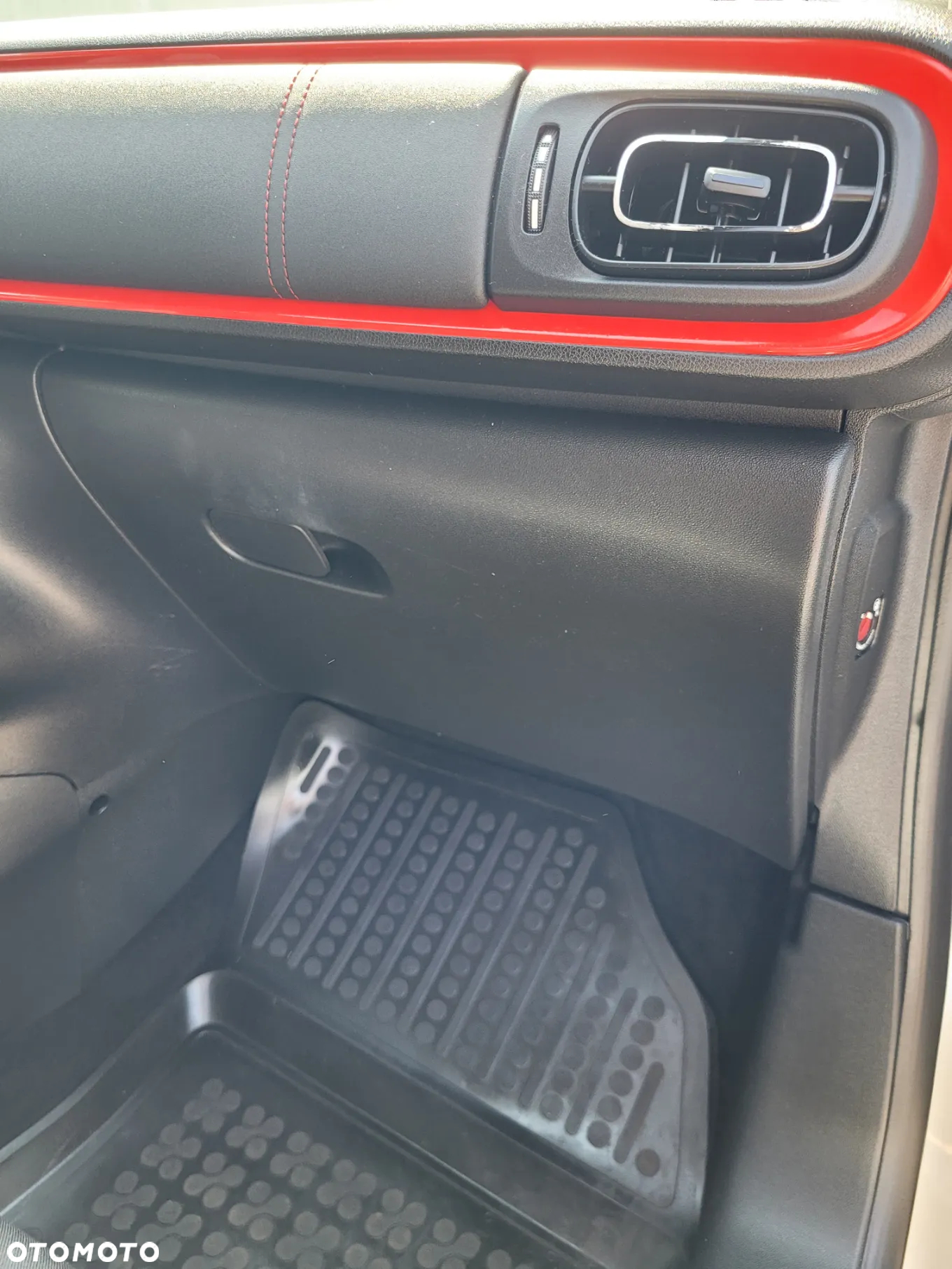 Citroën C3 1.2 PureTech GPF Shine S&S - 13