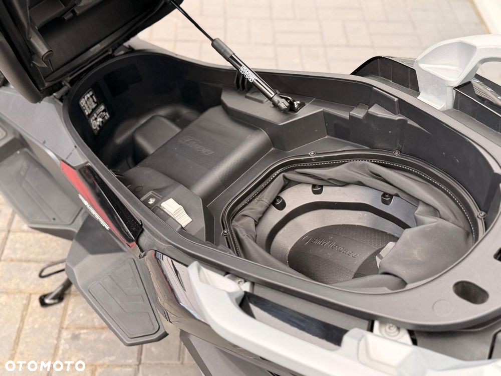 BMW C 400 GT - 12