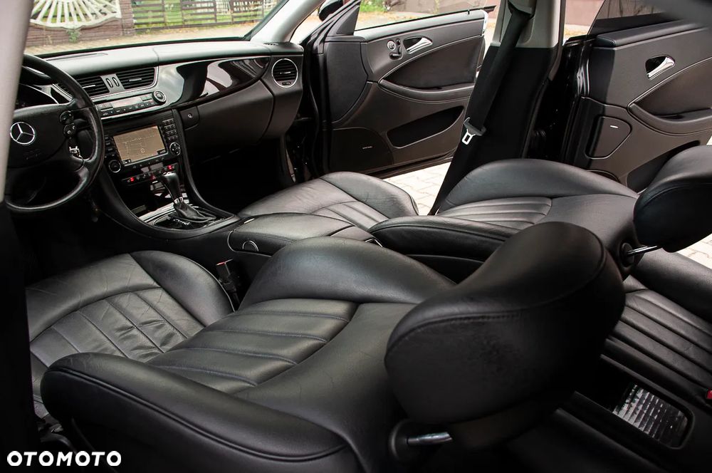 Mercedes-Benz CLS 500 - 19