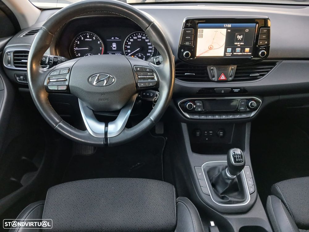 Hyundai i30 Fastback 1.0 T-GDI Style - 10