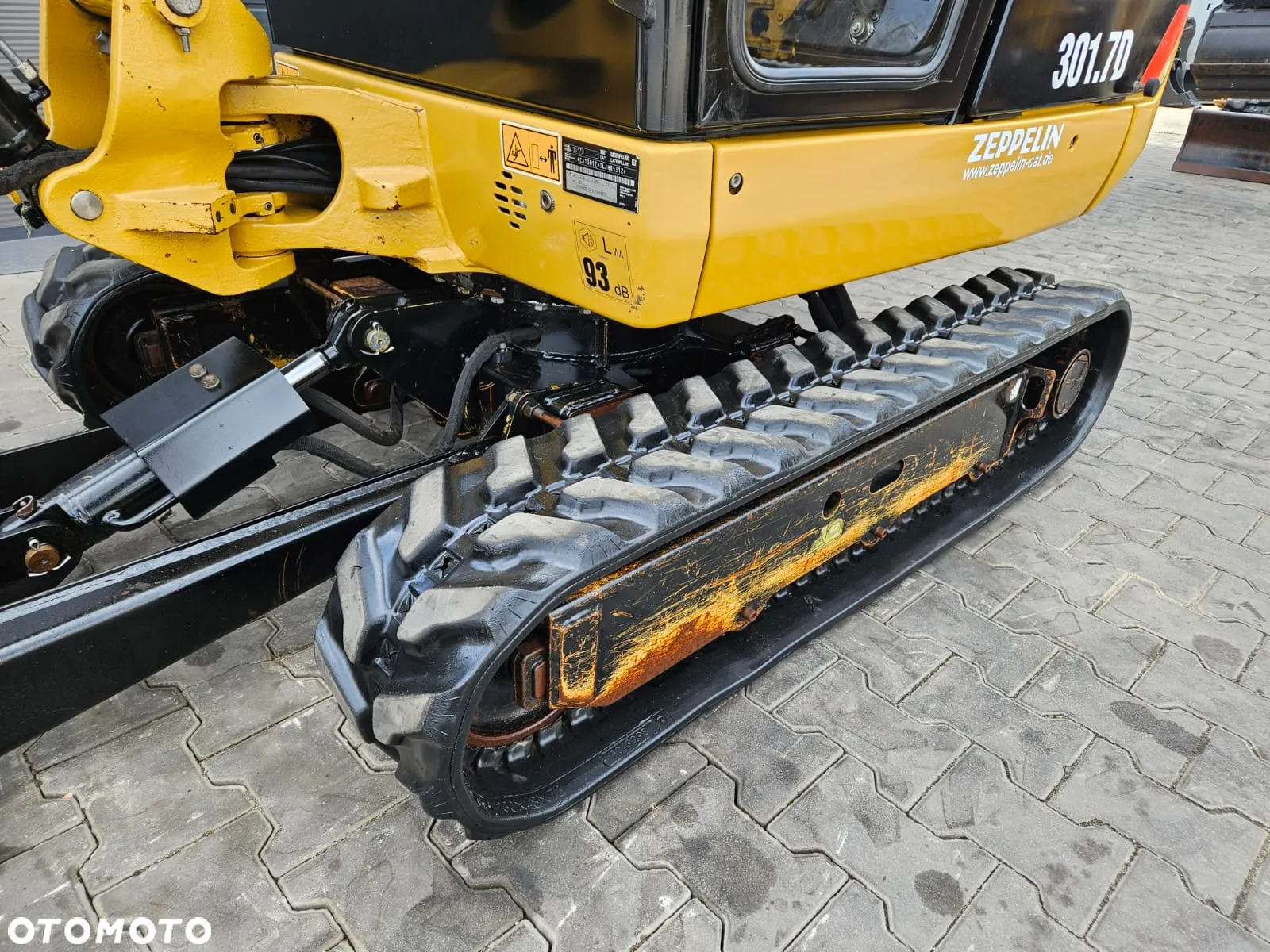 Caterpillar MINIKOPARKA CAT CATERPILLAR 301 301.7D 302 2017R. PŁUG - 23