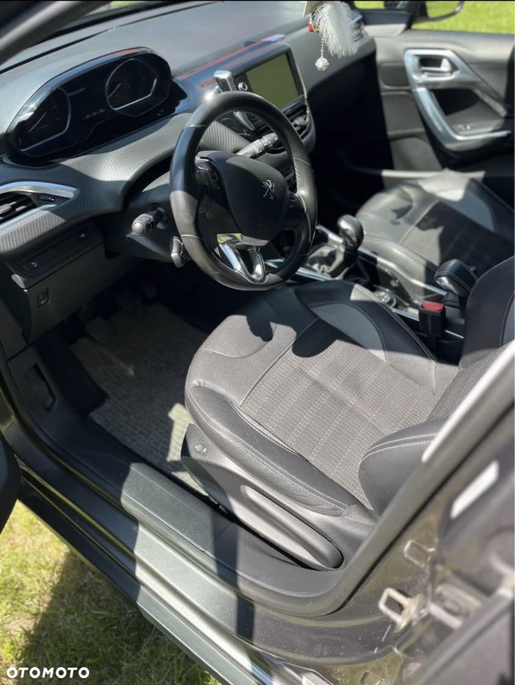Peugeot 2008 1.6 VTi Allure - 6