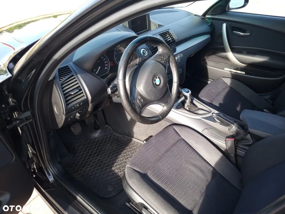 BMW Seria 1 118i - 7
