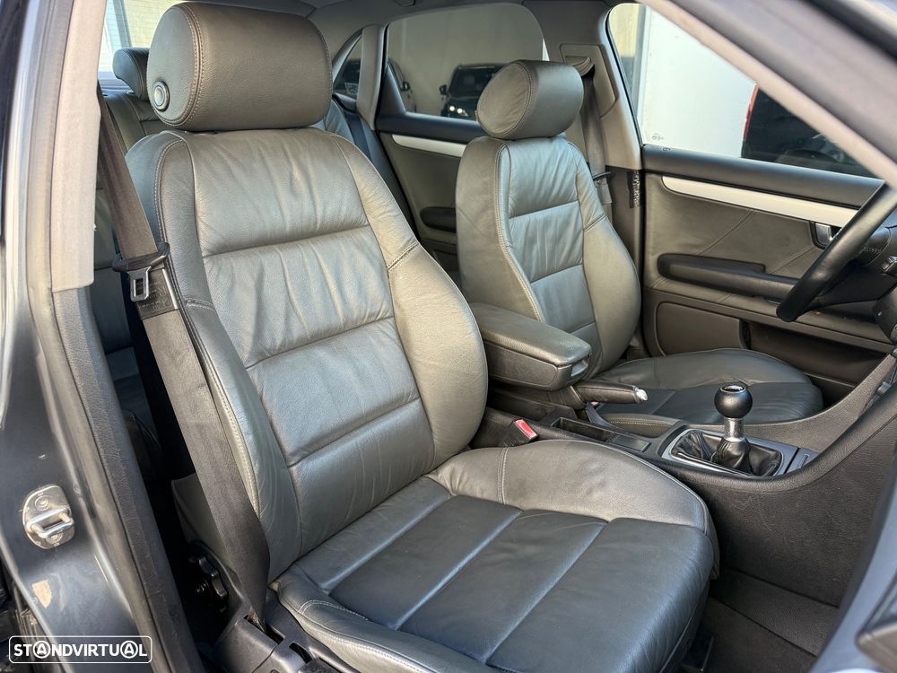 Audi A4 1.9 TDI m5 Sport - 12