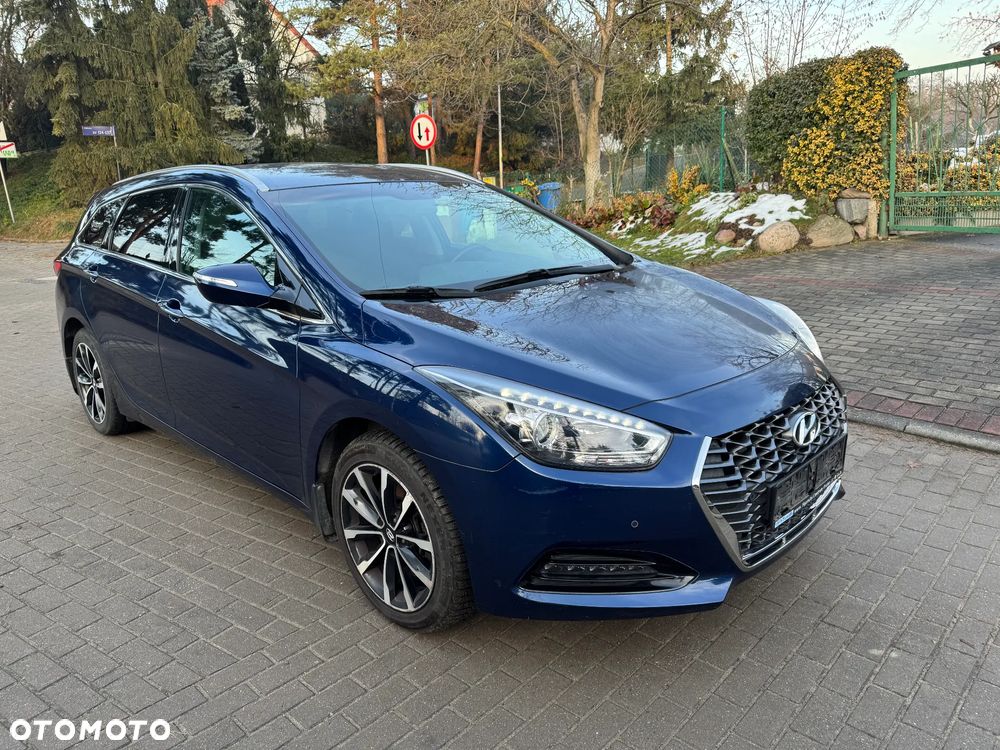 Hyundai i40 1.6 CRDi Premium DCT - 2