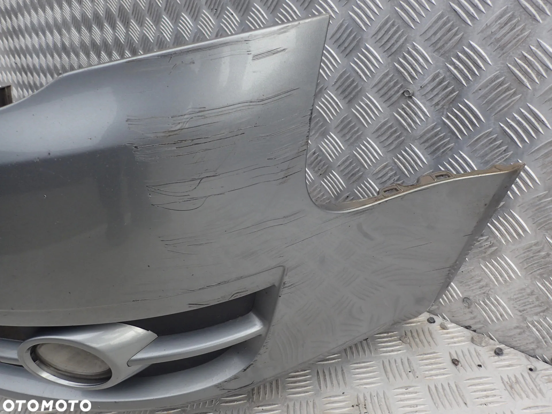 ZDERZAK PRZÓD AUDI A4 B7  LY7G - 4