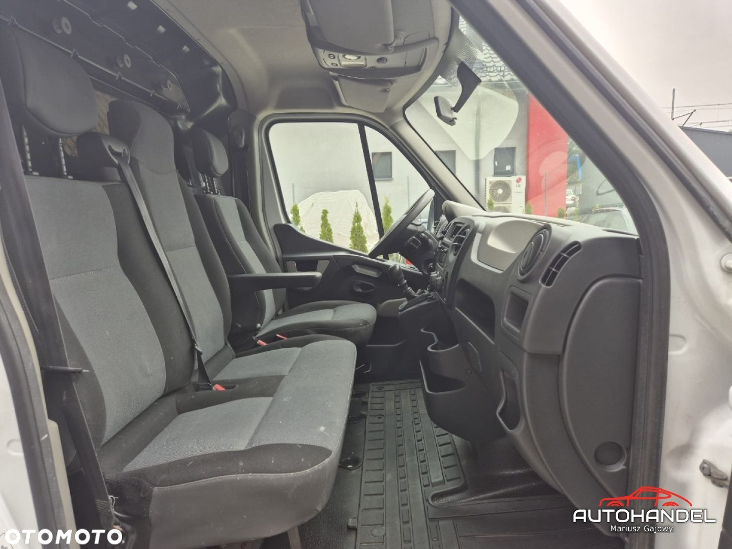 Nissan NV400 - 18