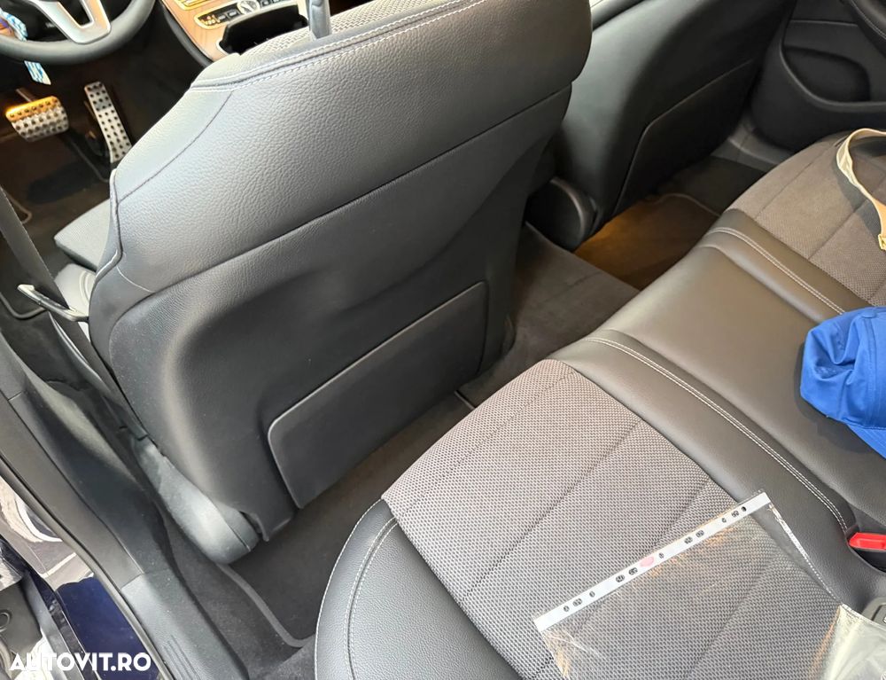 Mercedes-Benz E 220 d 4Matic All-Terrain 9G-TRONIC Exclusive - 12