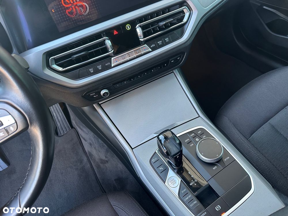 BMW Seria 3 320d MHEV Advantage sport - 31