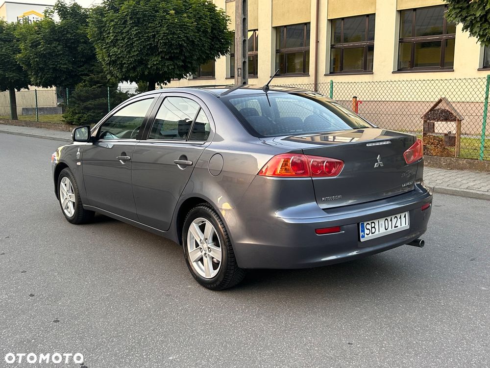 Mitsubishi Lancer 1.5 Inform - 23