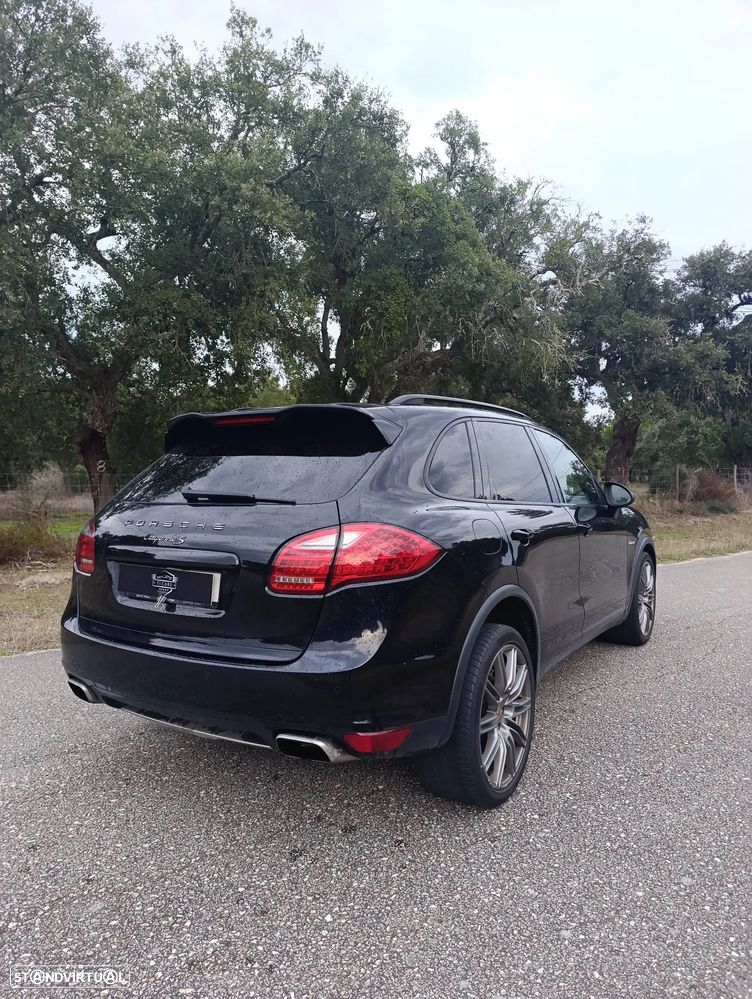 Porsche Cayenne S Hybrid - 6