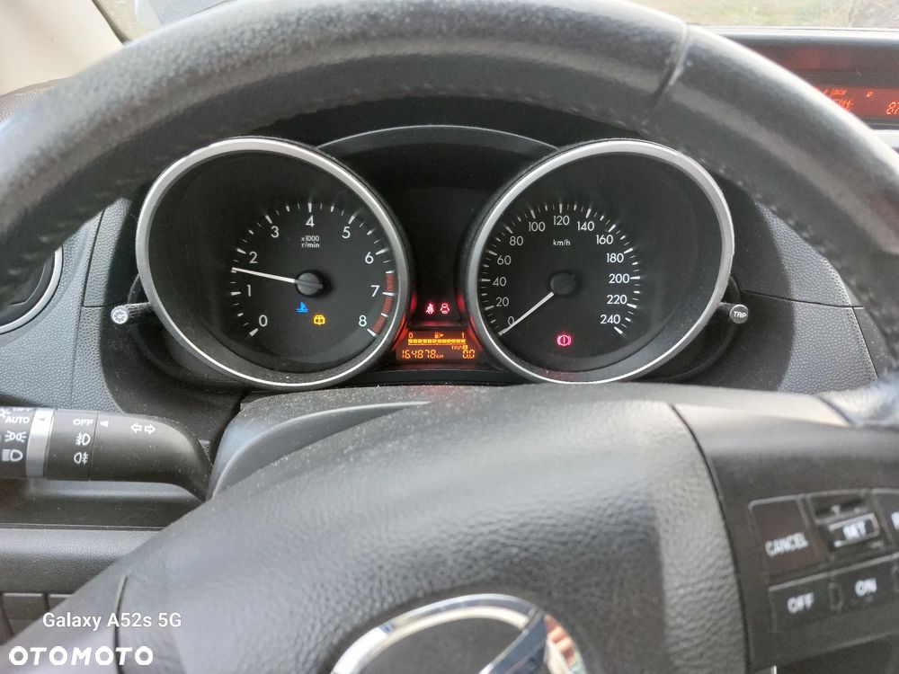 Mazda 5 - 8
