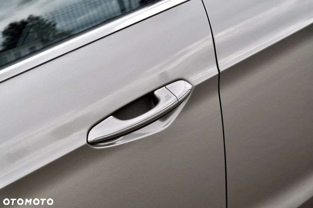 Ford S-Max - 9