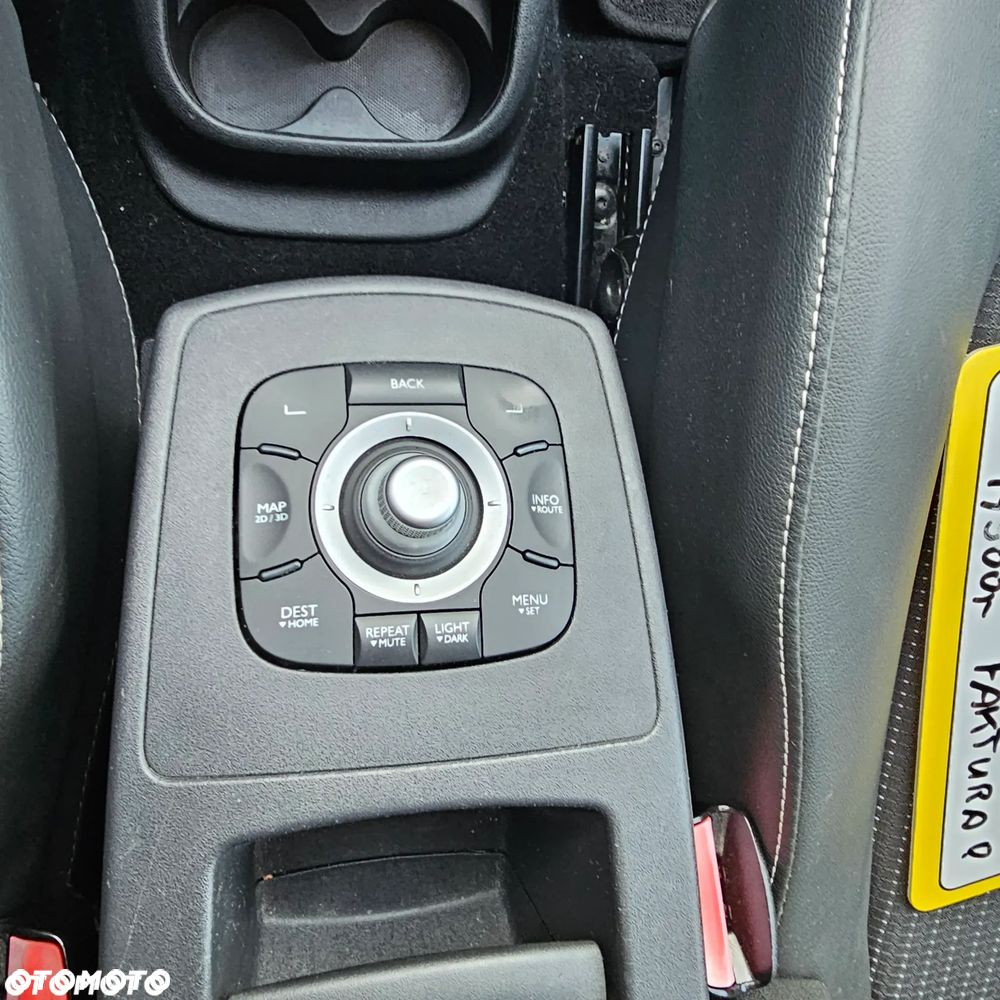 Renault Scenic Energy TCe 130 S&S Xmod Bose Edition - 19