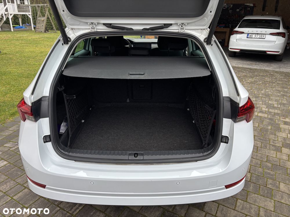 Skoda Octavia 1.5 TSI ACT Style - 32