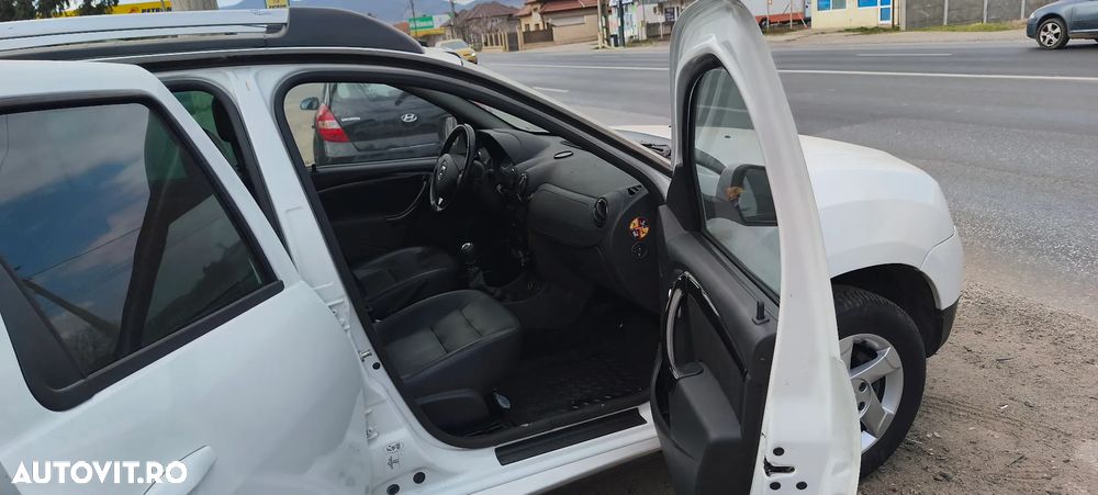 Dacia Duster 1.5 dCi 4x2 Prestige - 6