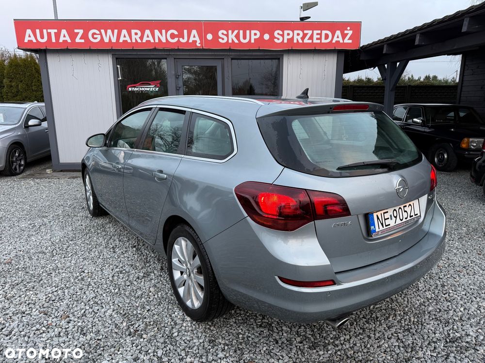 Opel Astra 2.0 CDTI DPF Design Edition - 32